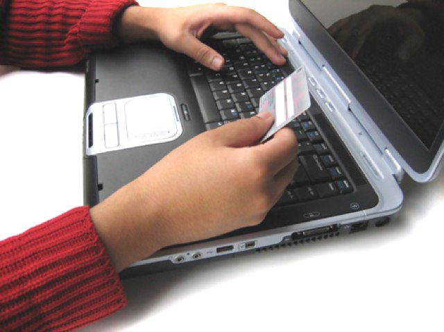 Plans for single online shopping law backed by BRC